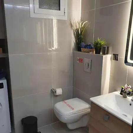 Pleasantstay Apartment *